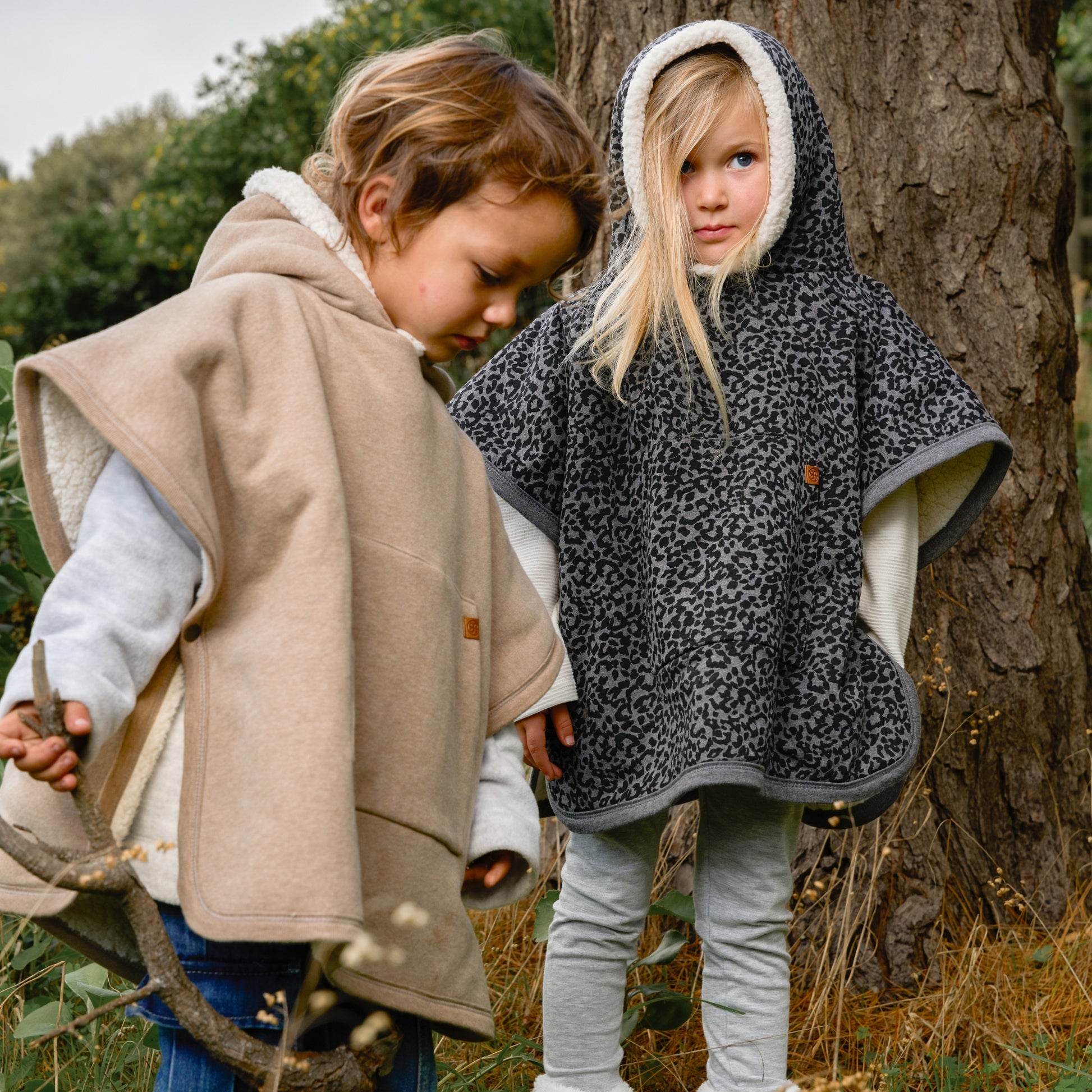 Brown teddy poncho - Cloby