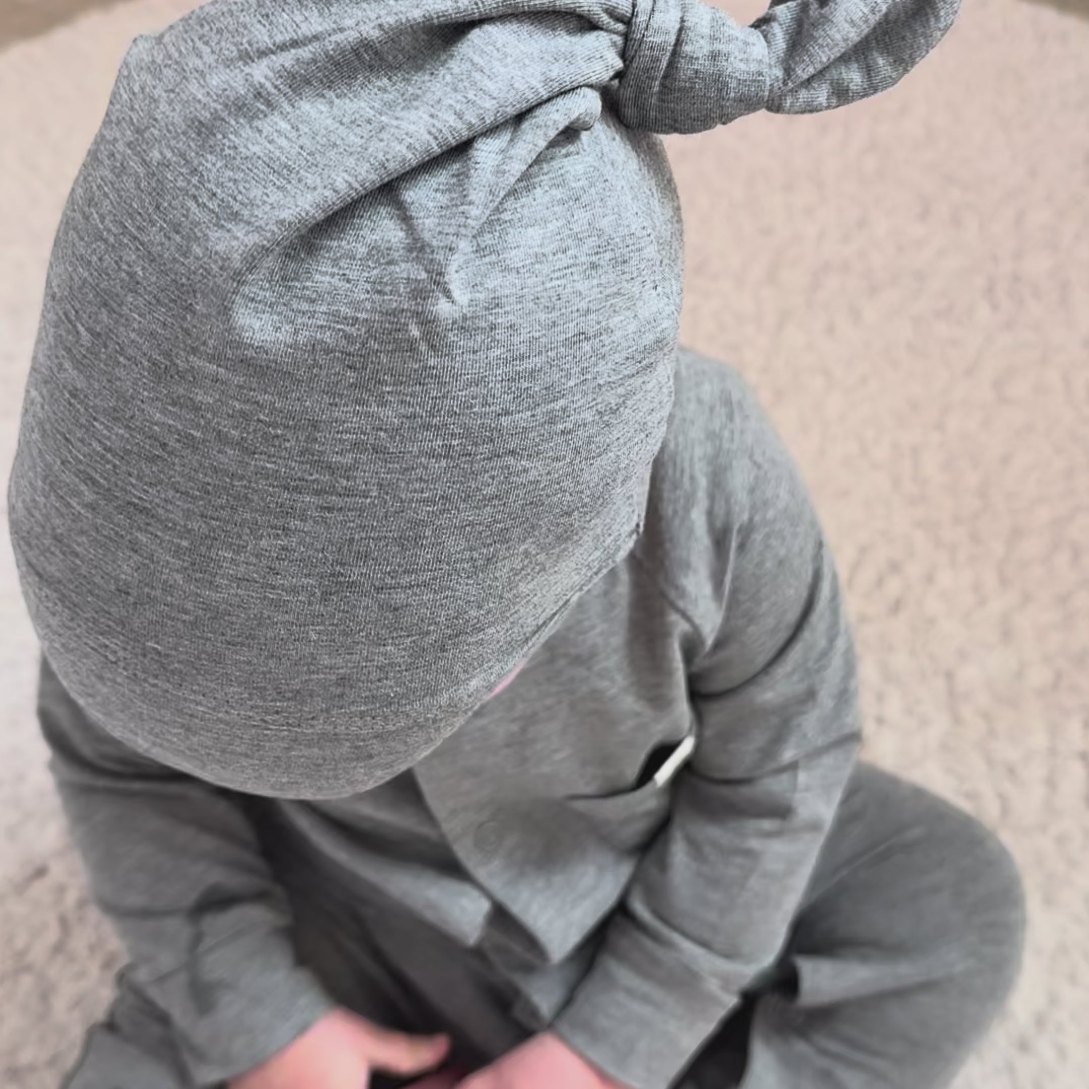 Load video: Beanie knot hat in Stone Grey - UPF 50+