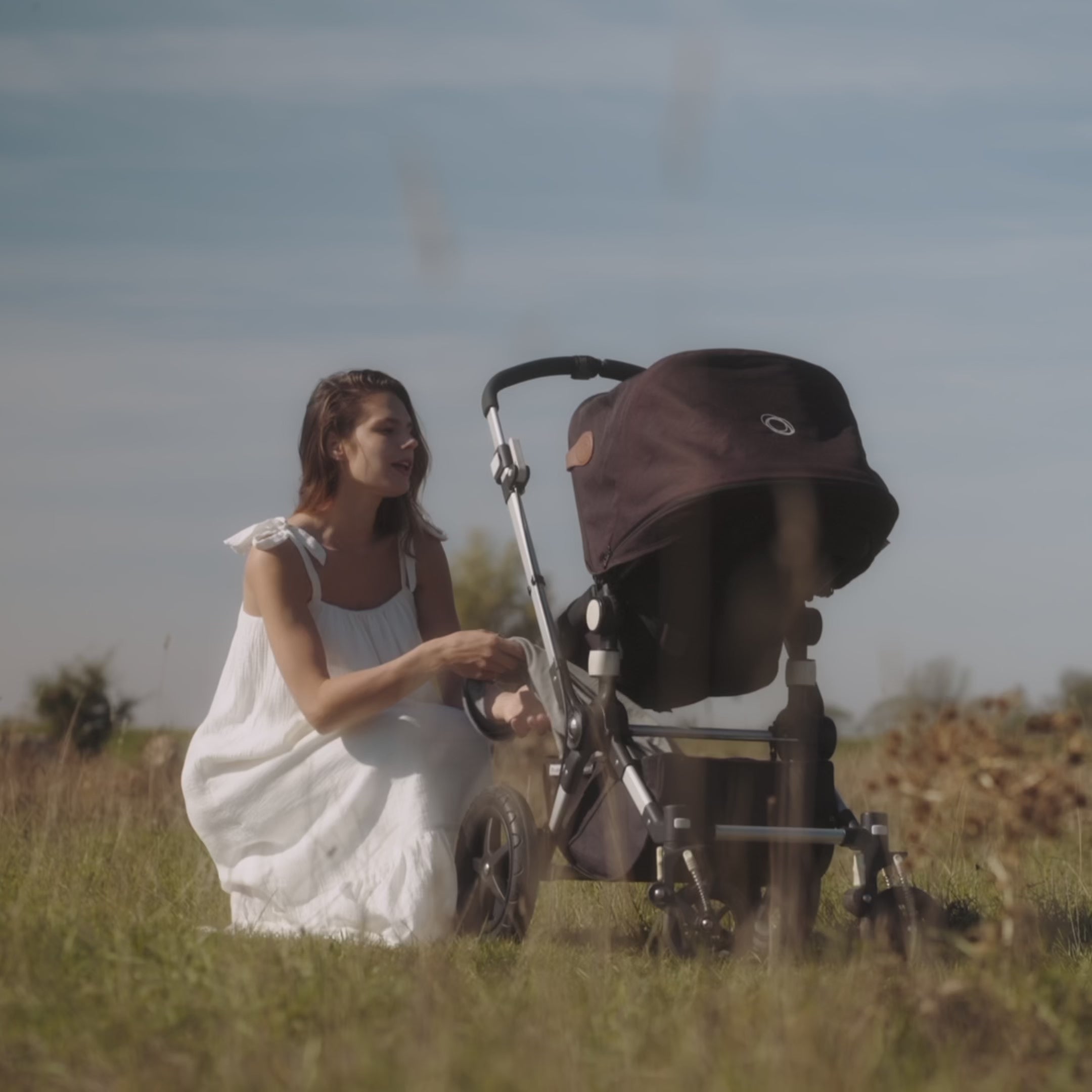 Load video: UV Blanket in Stone Grey - UPF 50+